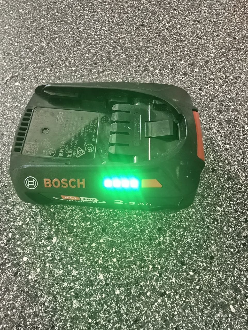 Akumulator Bosch 18V2.5Ah używany