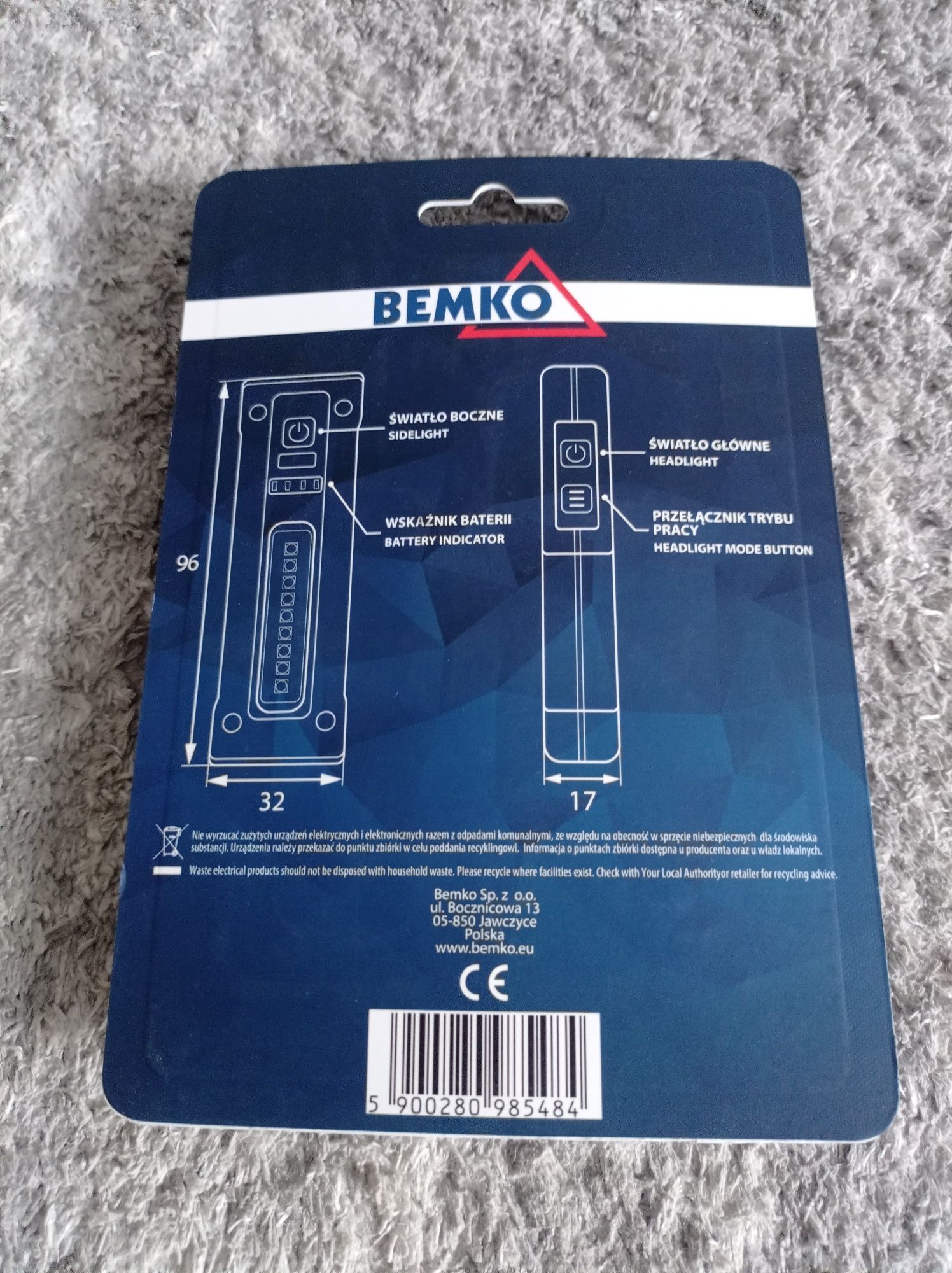 Latarka LED+uniwersalny otwieracz+trzy termometry