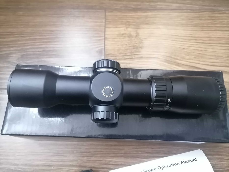 Оптичний приціл мінік загоннік 1.5-5x32IR.