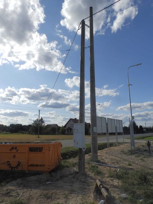 Elektryk , przyłącza , prowizorki budowlane , Usługi elektryczne