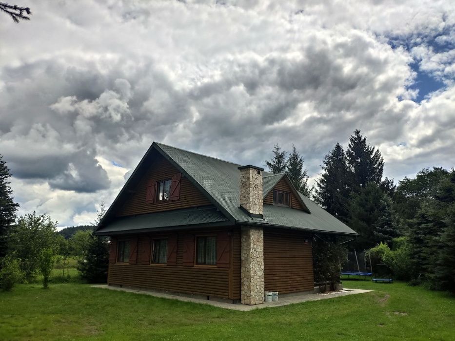 Duży domek z darmową Sauną i Jacuzzi nad rzeką w Bieszczadach