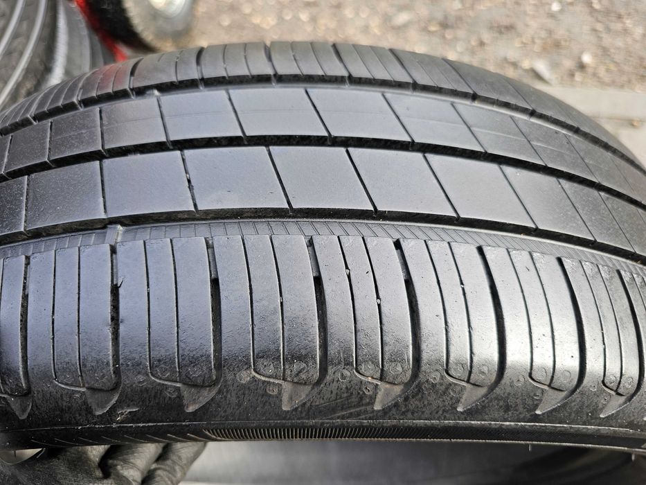 Lato Goodyear 195/55 R20 6.8mm
