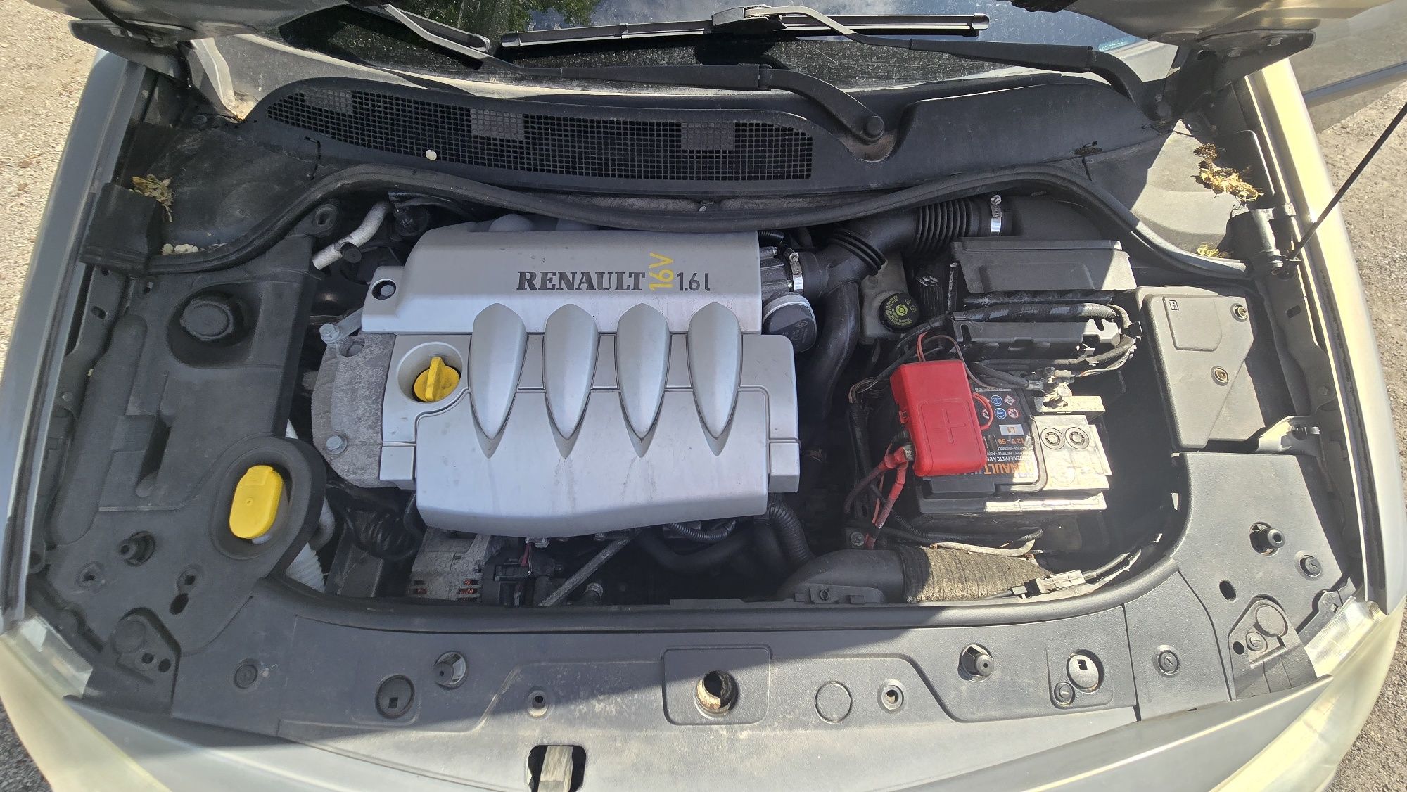 Renault Megan 1.6 бензин клімат холодить