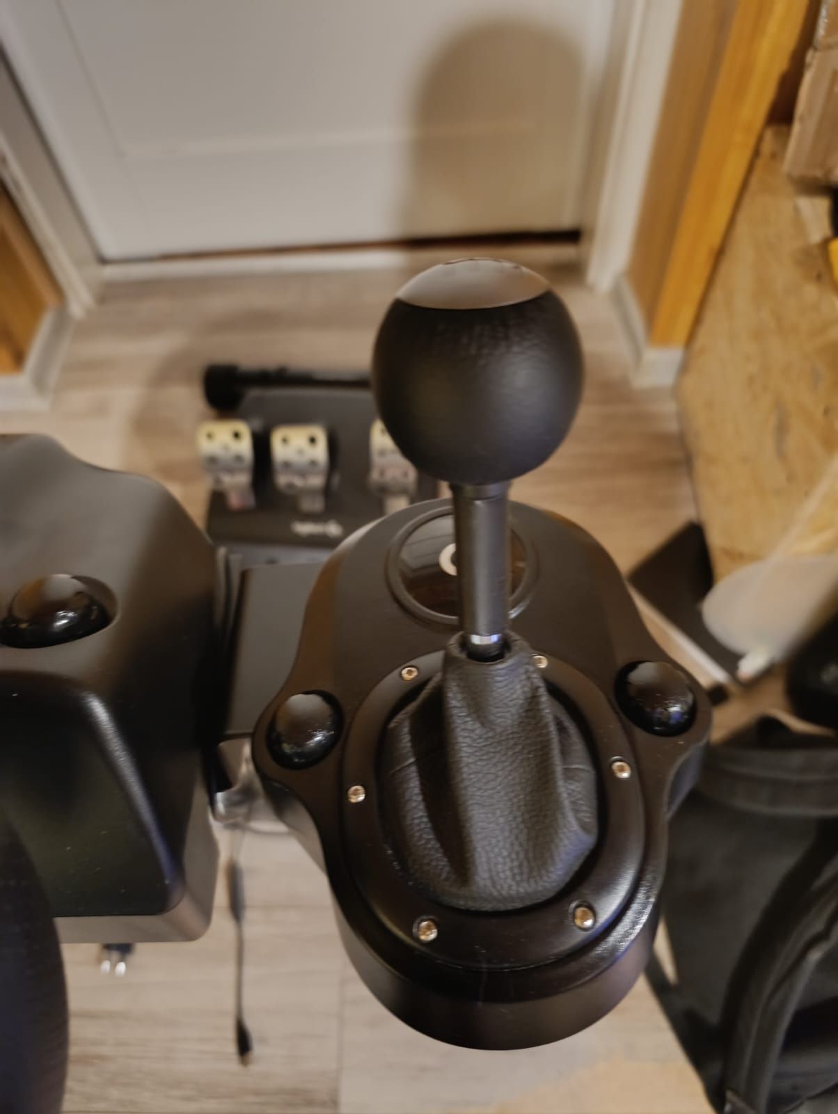 Logitech G920 + shifter + stojak