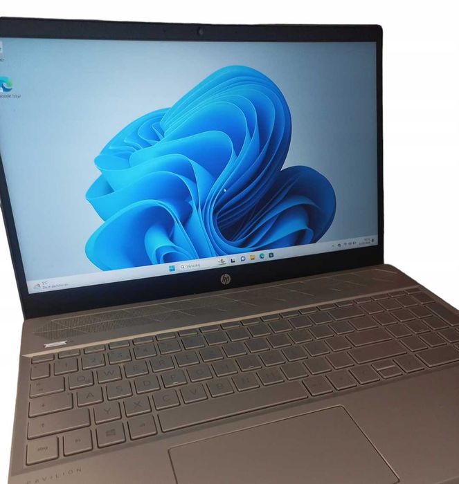Laptop HP PAVILION Intel Core i5 8GB /512 GB