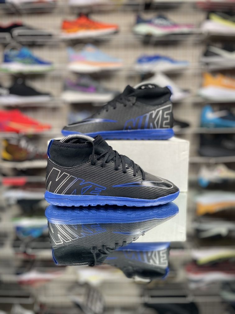 Сороконожки Nike  Mercurial Superfly 9 Club TF 35 Размера