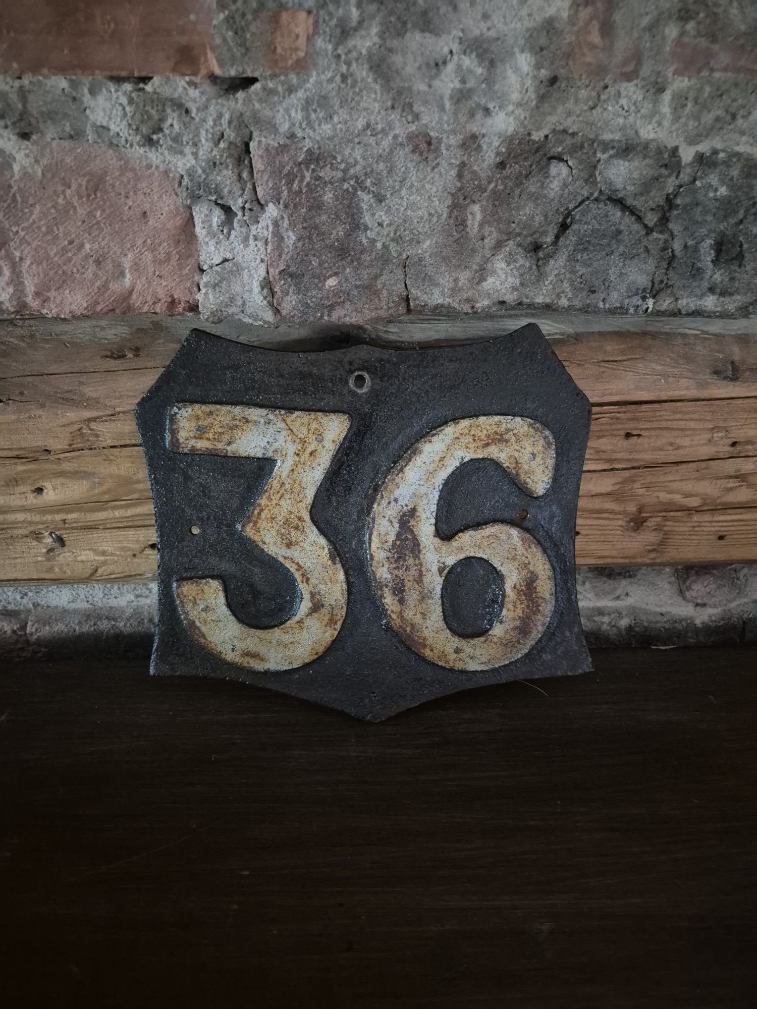Żeliwna tabliczka kolejowa 36 - PRL, vintage,  loft