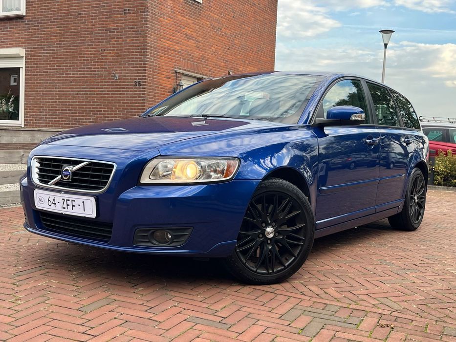 Volvo V50 2.4 D5 180km bezwypadkowy serwisowany