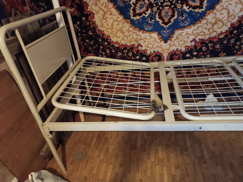 Ліжко медичне, вживане