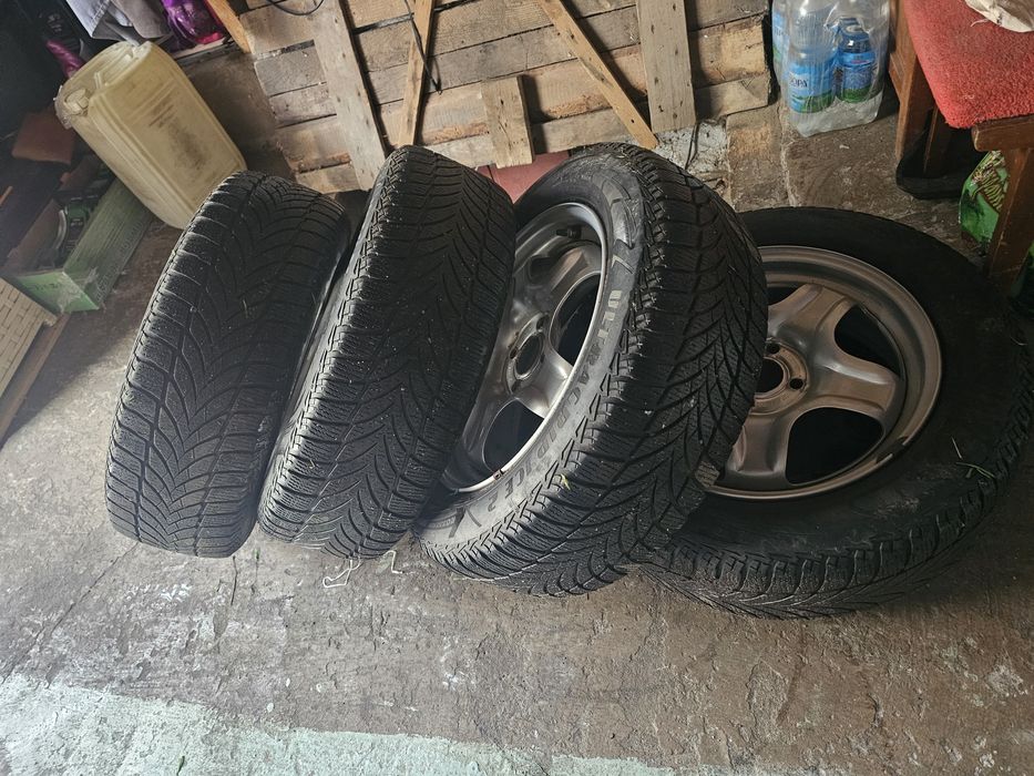 в сборі RENAULT R16 4×100 ET37 GoodEyar 205/60 R16