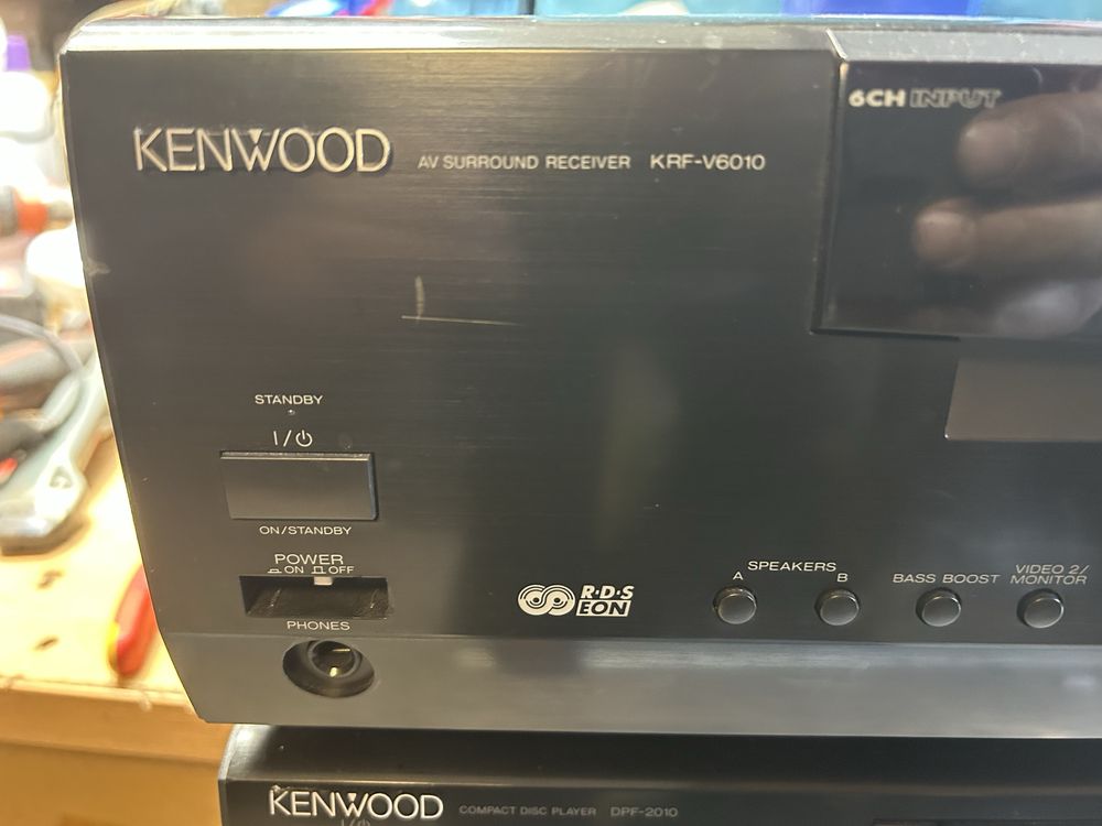 Kenwood KRF -V 6010 amplitunerKenwood DPF -2010