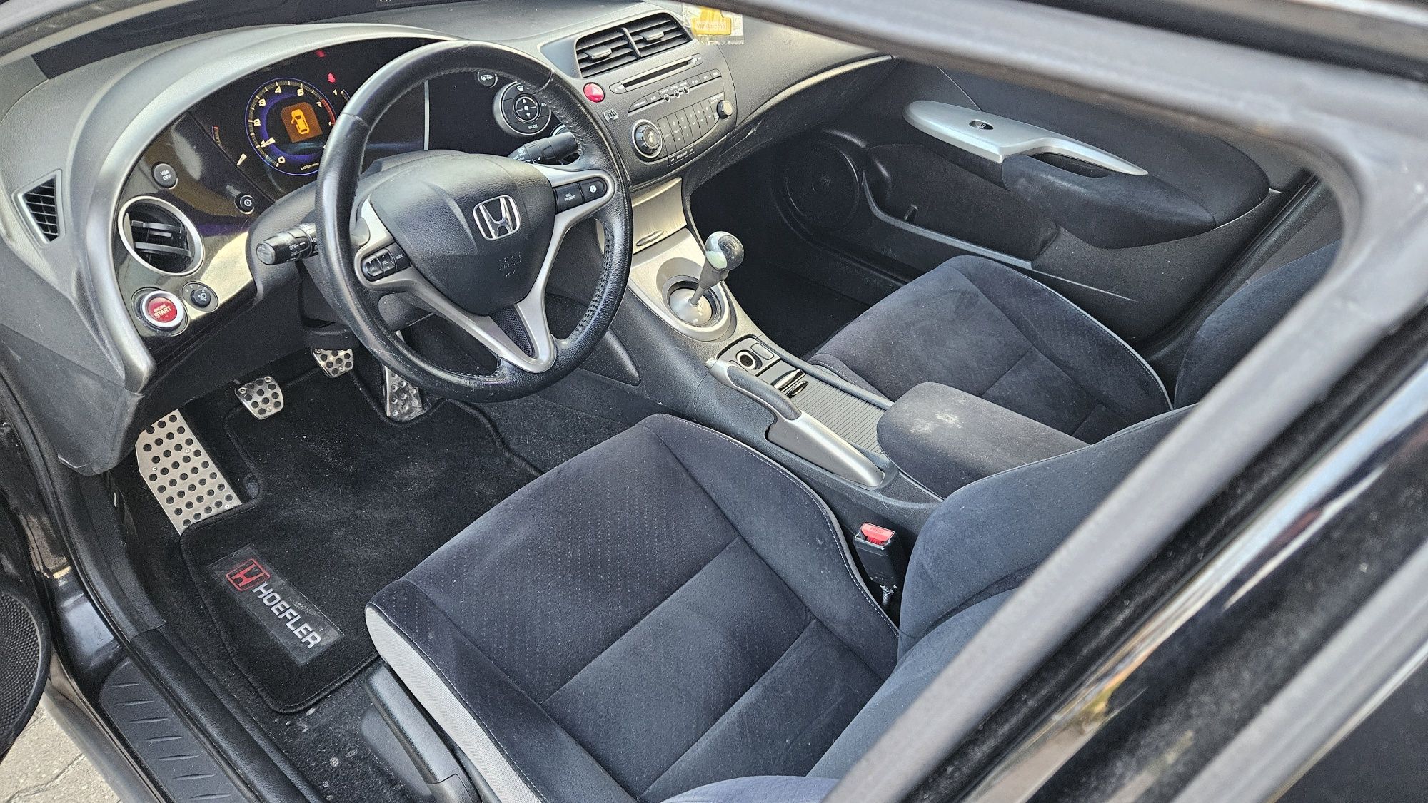 2008r tylko 174tys.km HONDA CIVIC 1,4 90KM