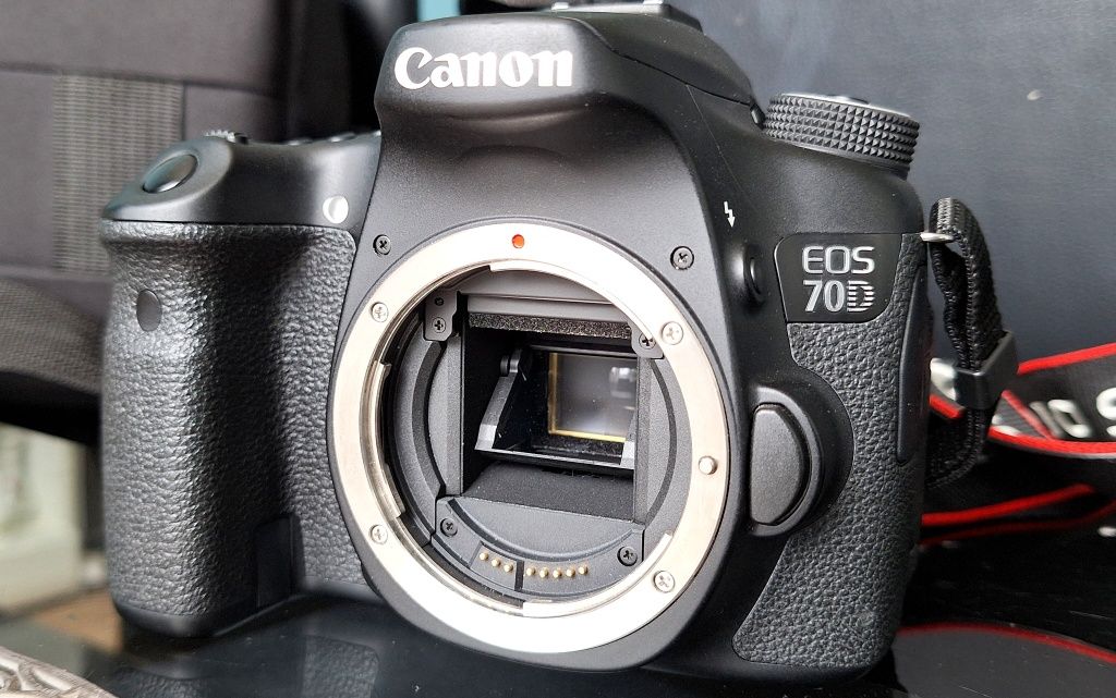 Canon EOS 70D pełen zestaw aparat lustrzanka obiektyw