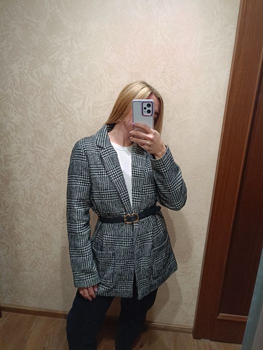 Продам женский  пиджак р.L.