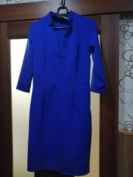 Платье б/у синего цвета
