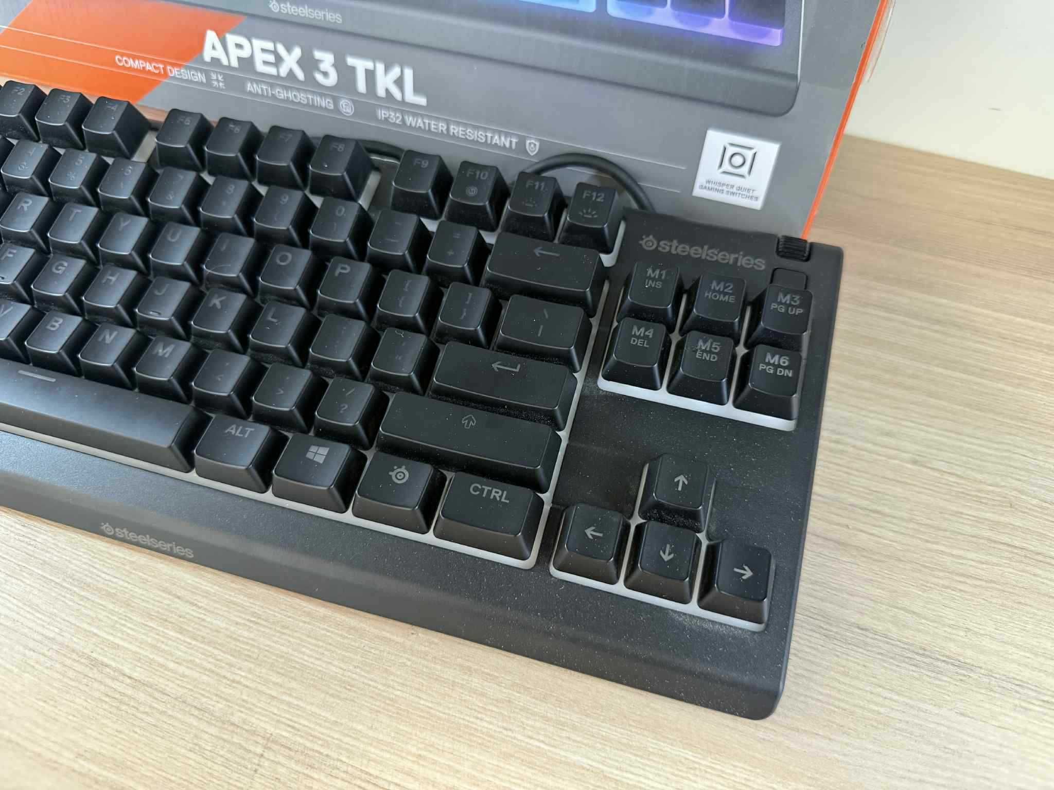 Klawiatura przewodowa membranowa gamingowa SteelSeries Apex 3 TKL