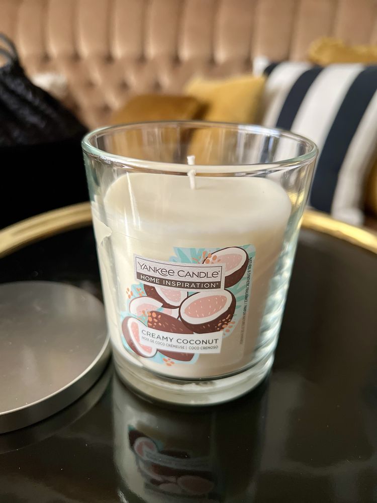 Yankee Candle świeca w szkle Creamy Coconut