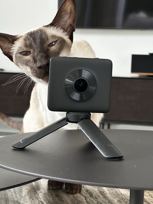 Xiaomi Mi Sphere 360 Camera + mini tripod + selfie stick