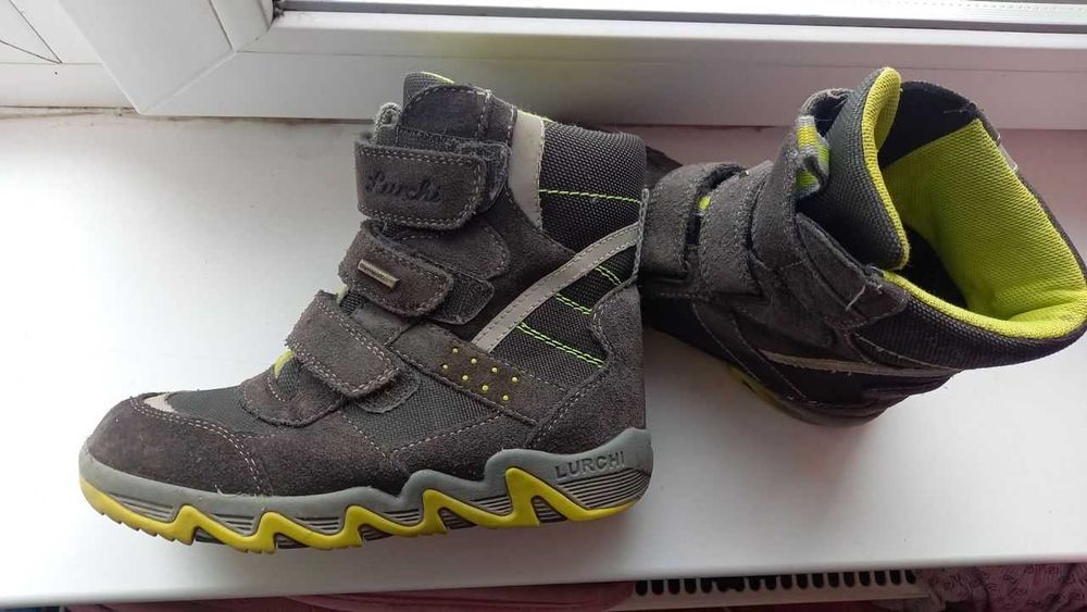 Детские ботинки 32размер