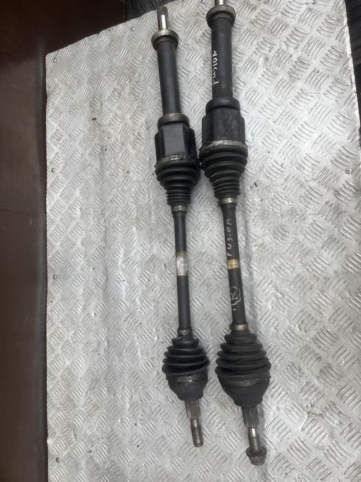 Полуось правая 2.5 Ford Fusion HG9Z3B436E