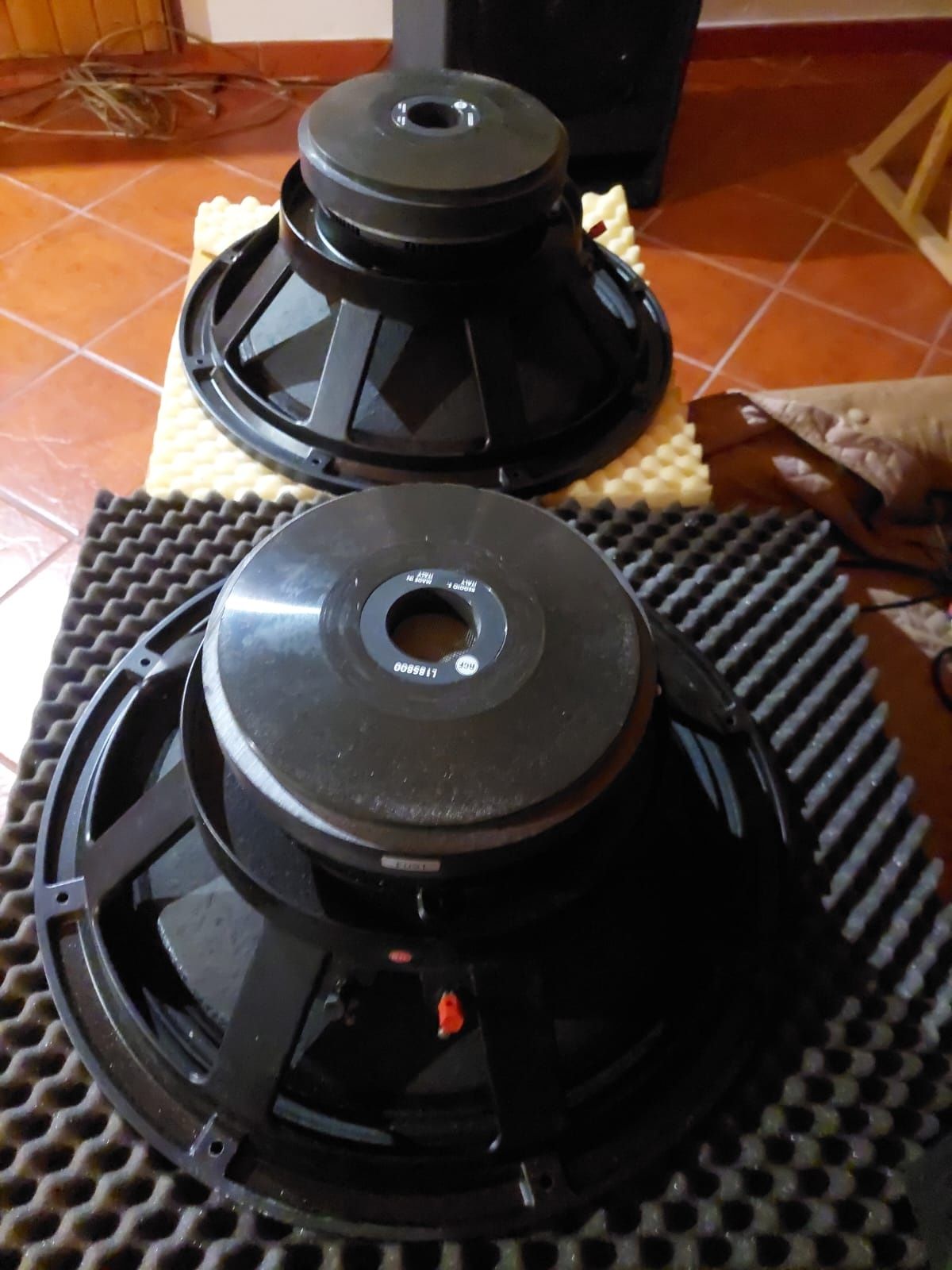 Altifantes RCF L18 S800 com Caixa