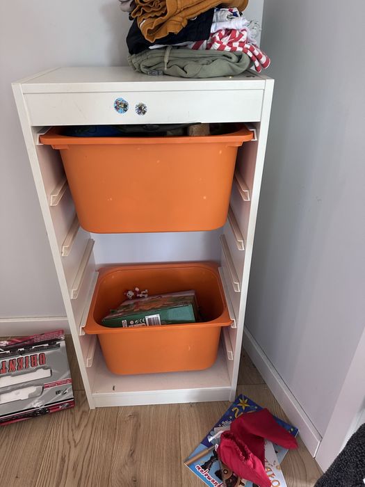 Szafka pojemnik na zabawki ikea +3 pojemiki