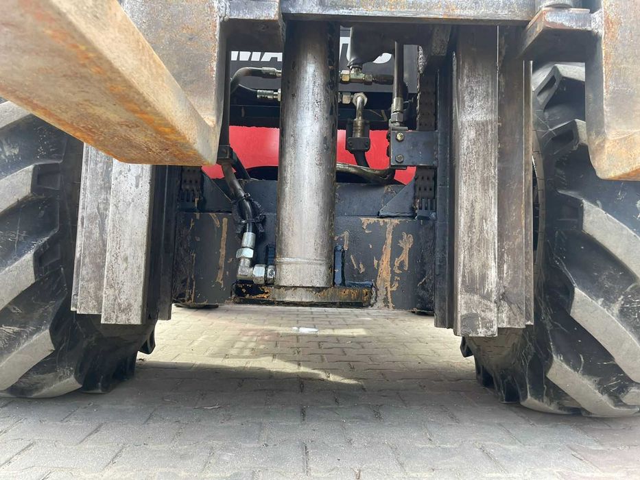 Повнопривідний Навантажувач Manitou M40 4x4 2007року 4т