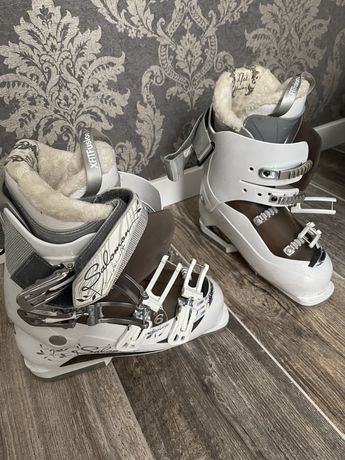 Buty narciarskie damskie 26,5 sprzedam