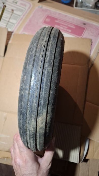 Колесо для садовой тачки