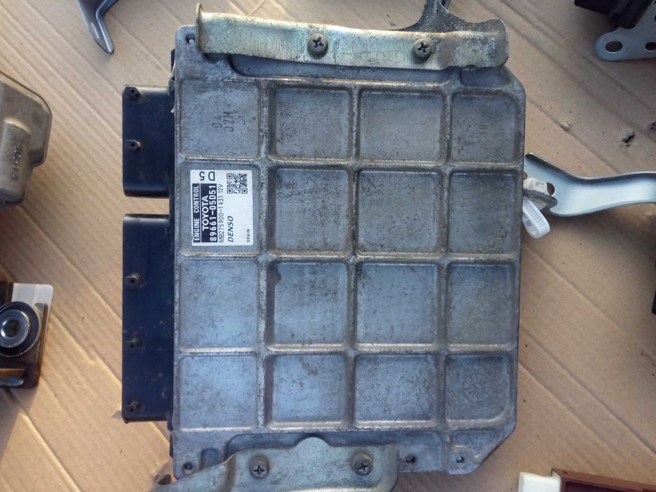 Toyota avensis t27 09-15 komputer sterownik immo zestaw 2,2 150KM