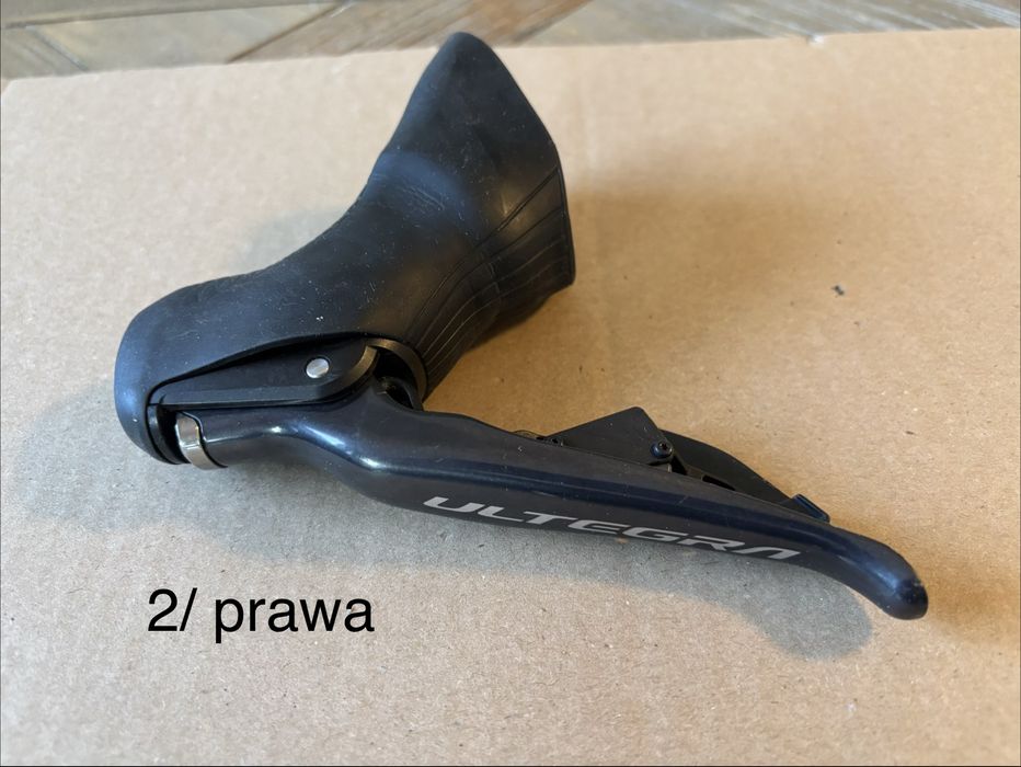 Klamkomametki Ultrgra di2 ST-R8070 prawe 2x11