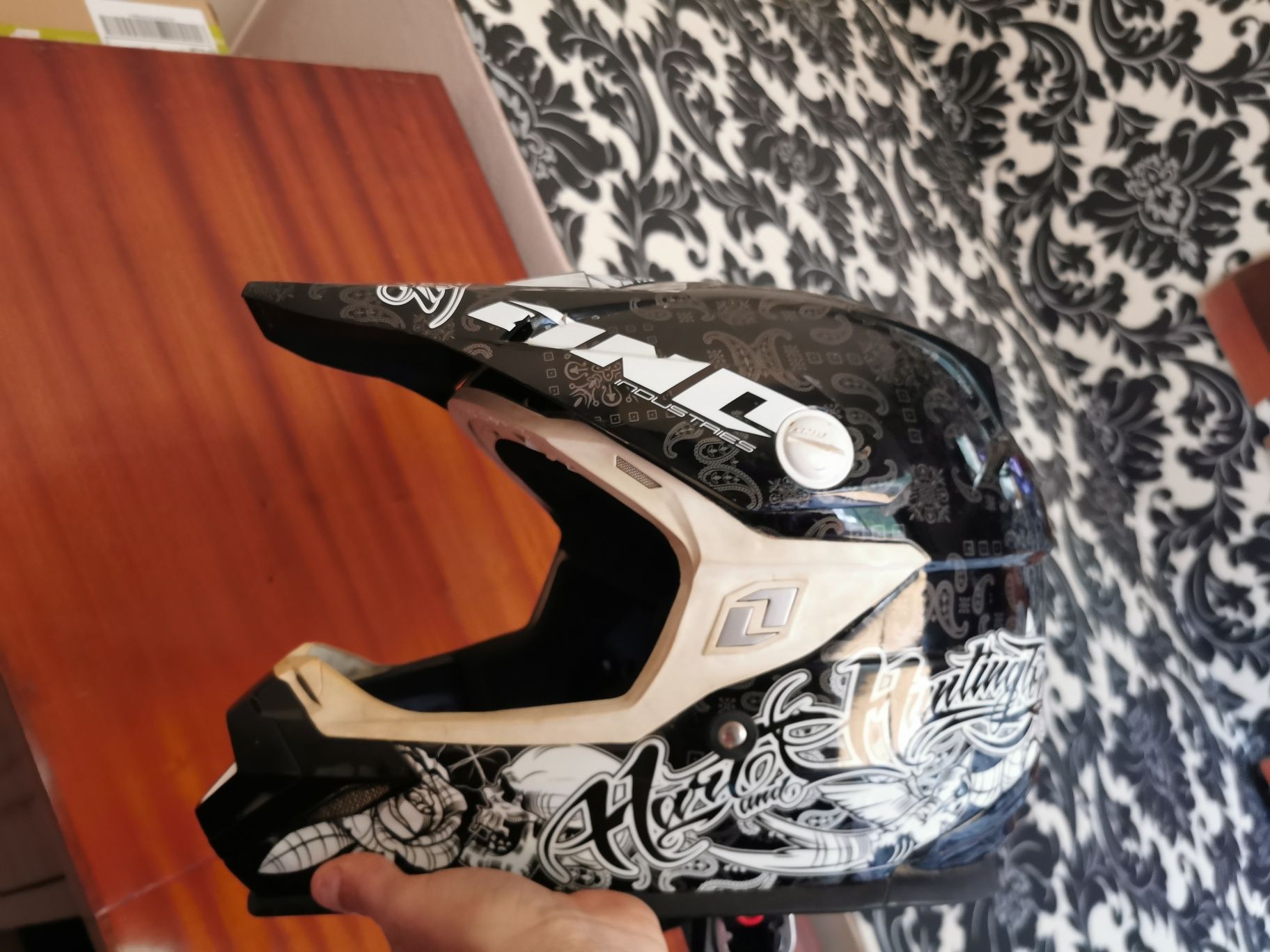 Capacete One industries Trooper 2 Carey Hart. Limited edition