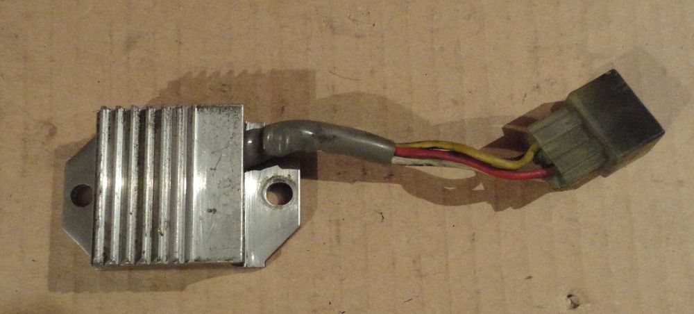 коммутатор Yamaha TZR 125 Belgarda блок регулятор реле замок датчик