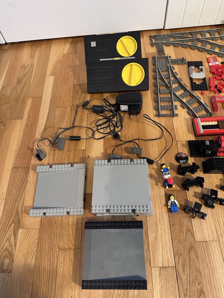 Zestaw Lego pociagi 9V (Train)
