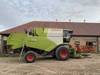 Claas Tucano 330