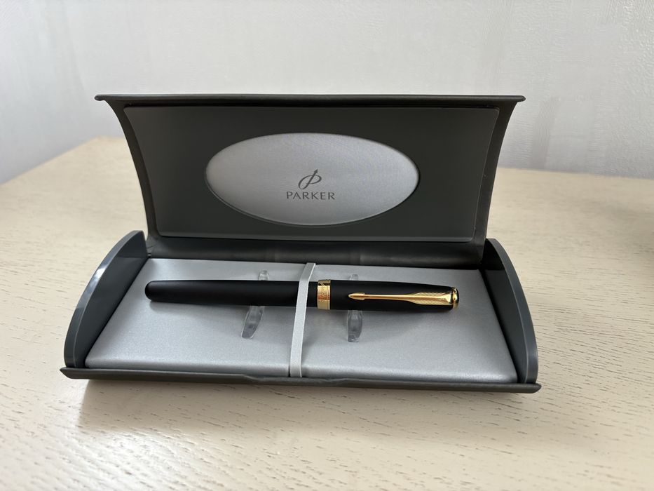 Ручка перо Parker Sonnet Matte Black у футлярі