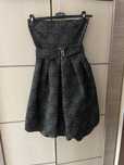 Zara elegancka sukienka bombka z odkrytymi plecami rozmiar s