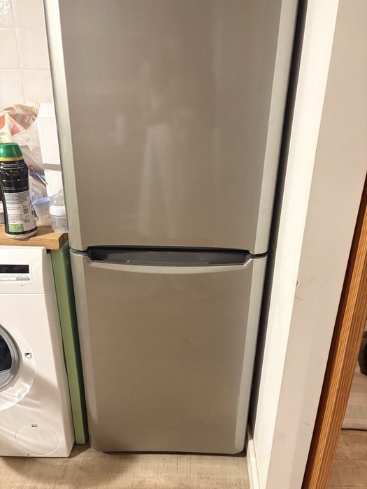 Frigorífico Indesit No Frost - Recolha entre 10 e 12 de Outubro: