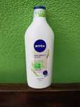 Balsam Nivea z organicznym ryżem i witaminami naturally good 350 ml