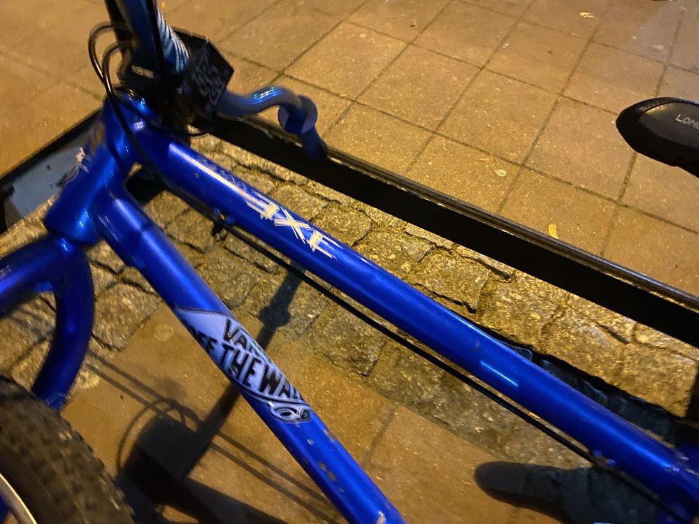 Witam znalazlem rower na pszystanku nie daleko kopernika