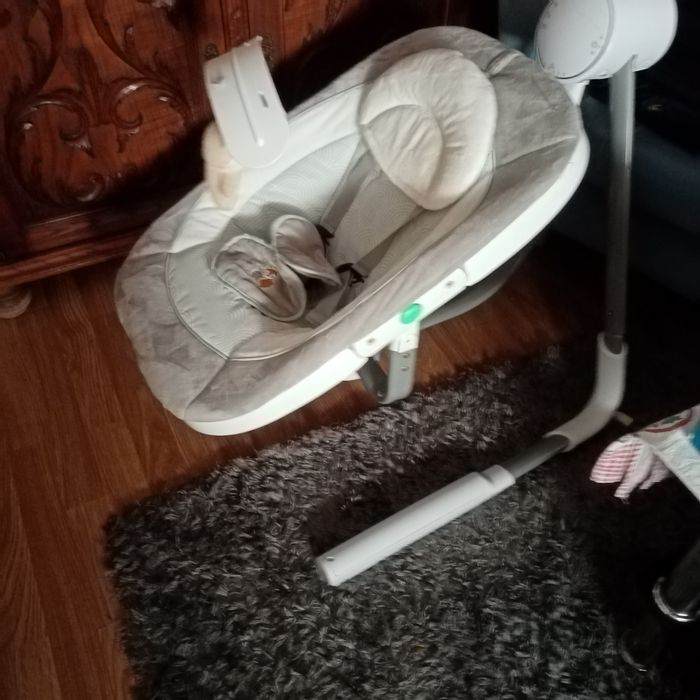 Espreguiçadeira elétrica para bebé