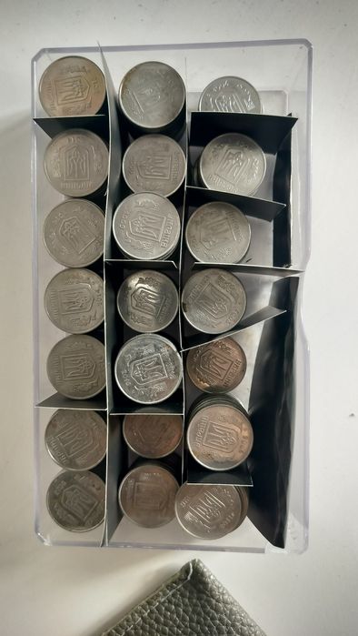 Продам монети 5 коп. 1992 р