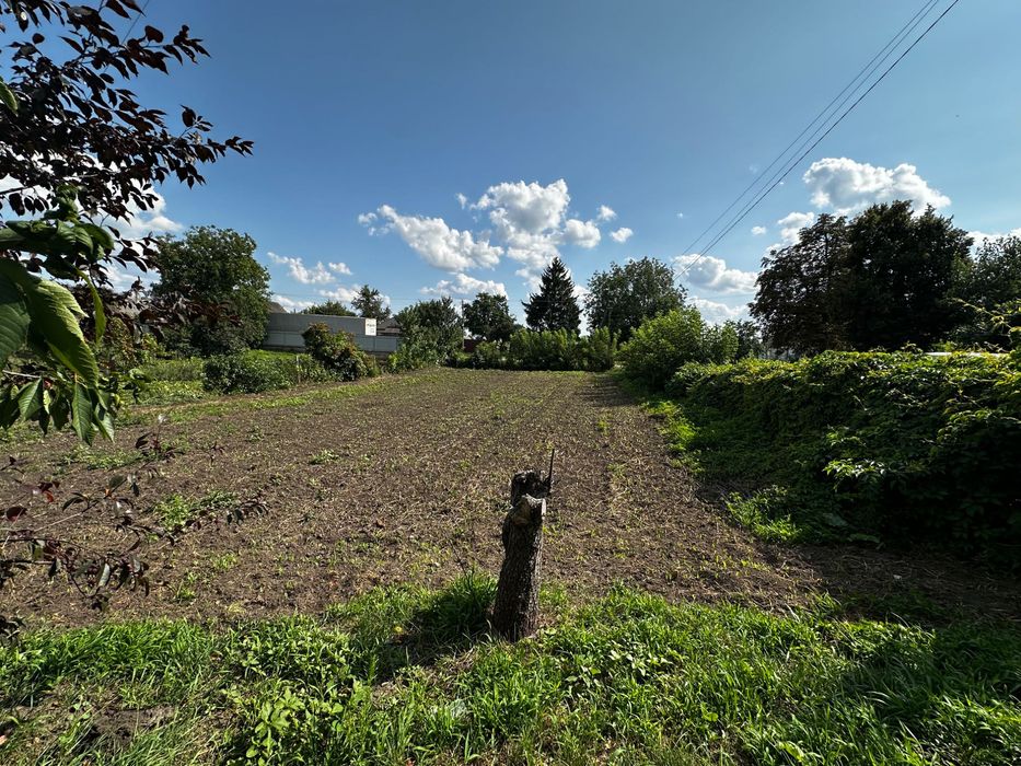 Окремий будинок/ Гребінки