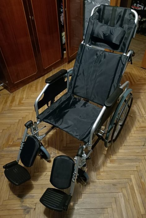 Візок багатофункціональний інвалідний складний