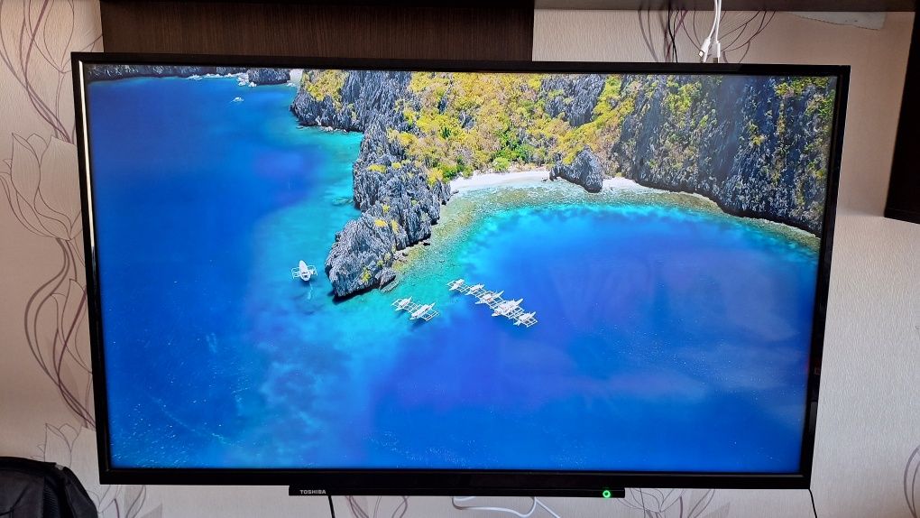 Телевізор Toshiba 43 дюйми