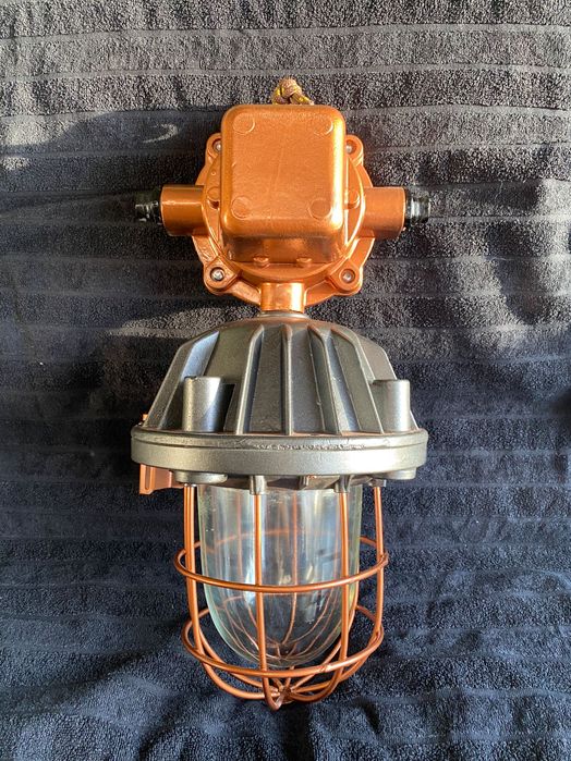 Lampa przemysłowa OMP 125