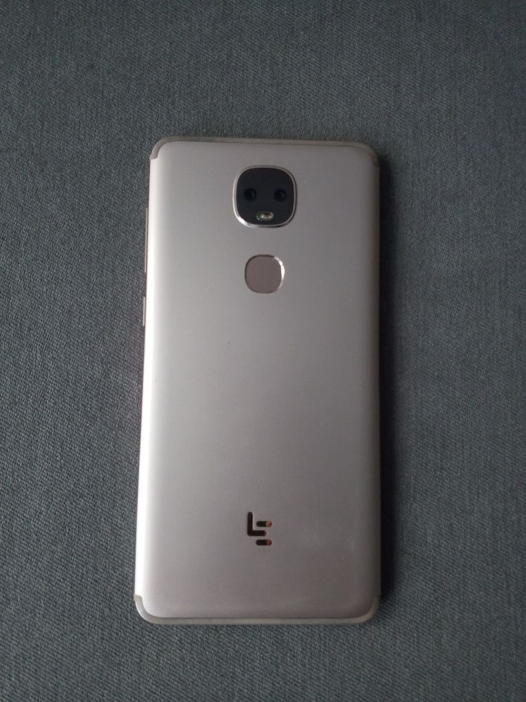 Смартфон LeEco Le Pro 3 AI