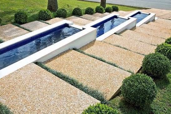 Aplico piso de pedra drenante