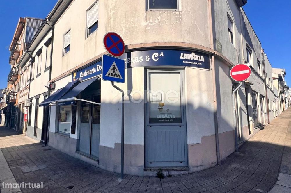 Trespasse Confeitaria No Amial