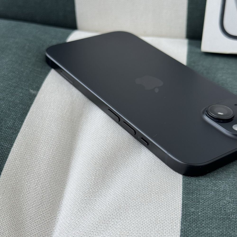 Apple iphone 15 128 Black  идеальный